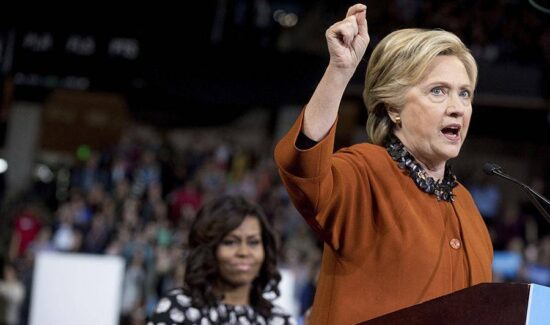 FBI anuncia nueva investigación sobre correos de Clinton
