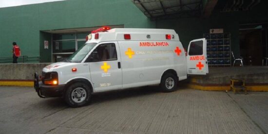 Frustran familiares suicidio de jovencita