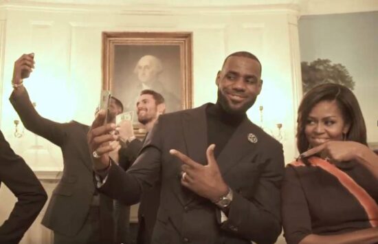 Michelle Obama se une al #MannequinChallenge con los Cleveland Cavaliers