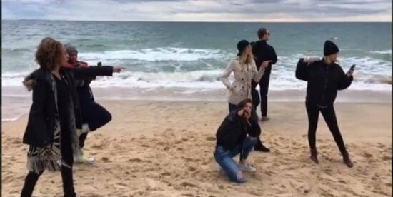 Maniquíes en la playa