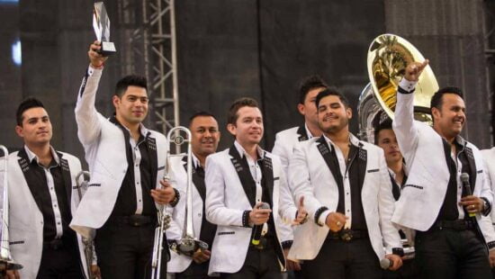 Queríamos ir a los XV de Rubí: La Adictiva