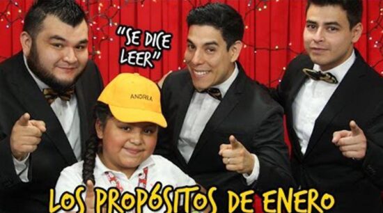 Andrea canta y corrige a ‘Los Tres Tristes Tigres’
