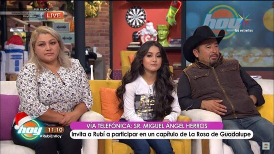 Invitan a Rubí a un capítulo de la Rosa de Guadalupe