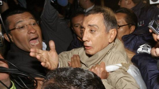 Mario Villanueva sale de prisión en EU; espera deportación