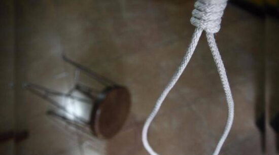 Se suicida joven porque padre no le presta el coche