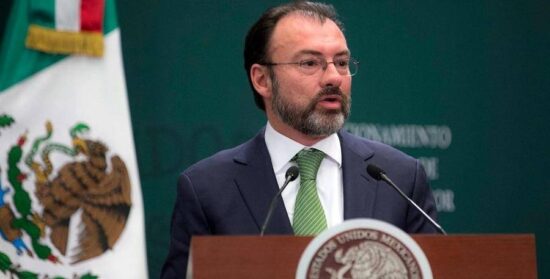 Pagará México defensa de coonacionales