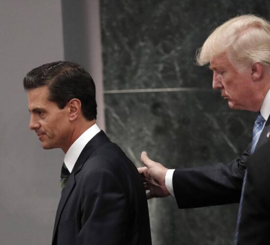 PAN y PRD piden a EPN reprogramar visita a EU