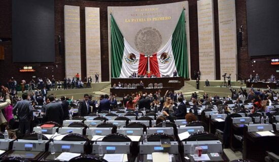 Respaldan diputados al Presidente