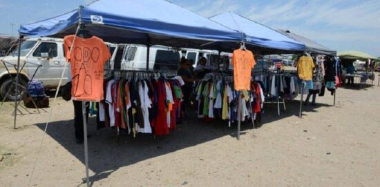 Aumentan tianguis ante falta de empleo
