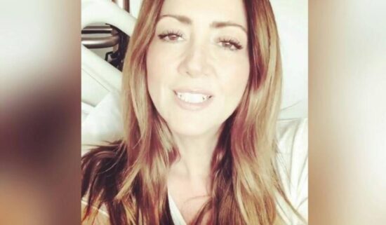 Andrea Legarreta padece la ‘enfermedad púrpura’
