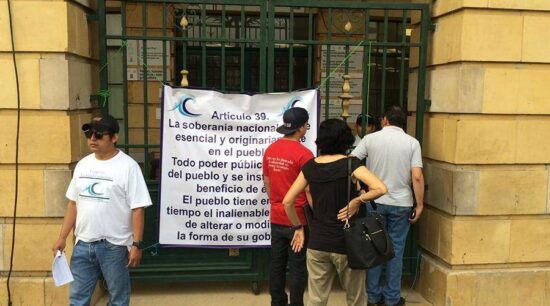 Cierran edificio de la «Luz» por protestas