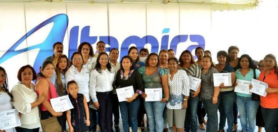 Fomentan en mujeres consumo responsable