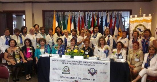 Realiza Convivencia de Zona V-B