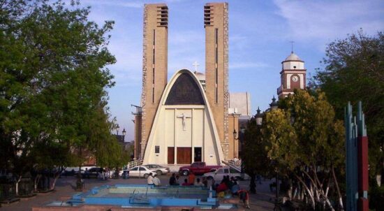 Alista Reynosa festejos de aniversario 268