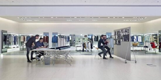Descubre cómo organizan la ropa