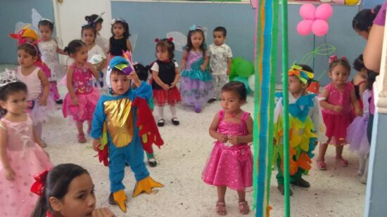 Bailan en primavera