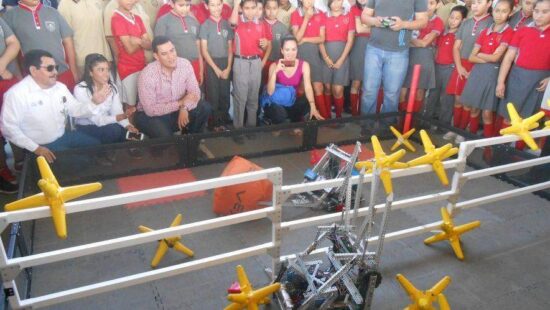 Llevaron a cabo Exposición de Proyectos de Electrónica