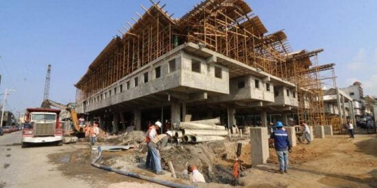 Registra mercado lenta construcción