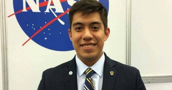 Imparte conferencia mexicano de la NASA