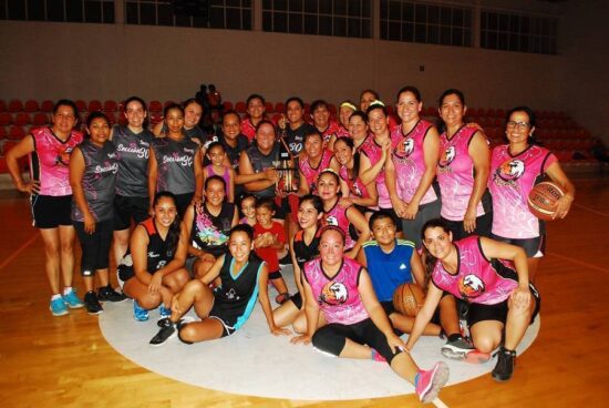 ¡Campeonas!