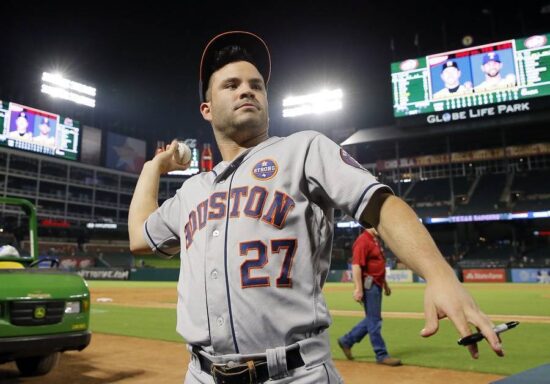 Suma Altuve 200 hits por cuarto año consecutivo