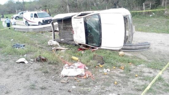 Trágica volcadura en San Fernando