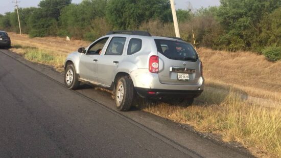Trailero lesiona a mujer y huye