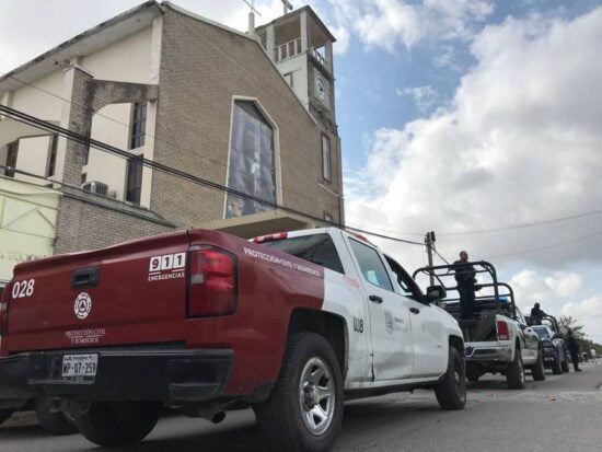 Atacan otra iglesia con bomba molotov