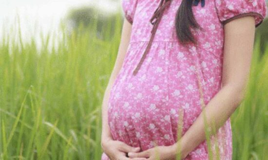 Menor pierde a bebé por descuido de doctores