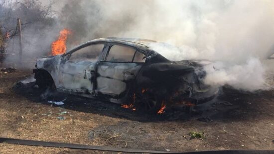 Incendio lo convierte en chatarra