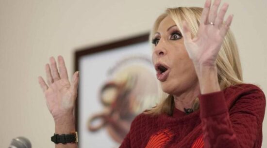 Laura Bozzo debe millones al fisco