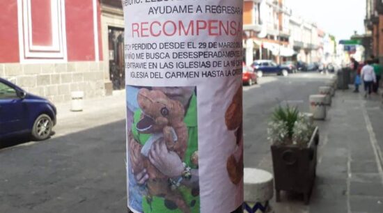 Conmueve recompensa de niño por su juguete