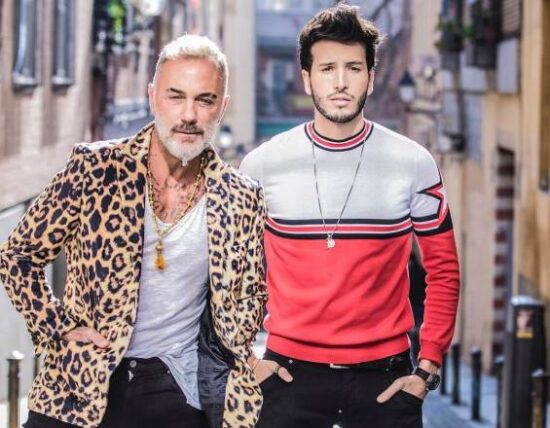 Gianluca Vacchi y Sebastián Yatra ponen sabor al fútbol