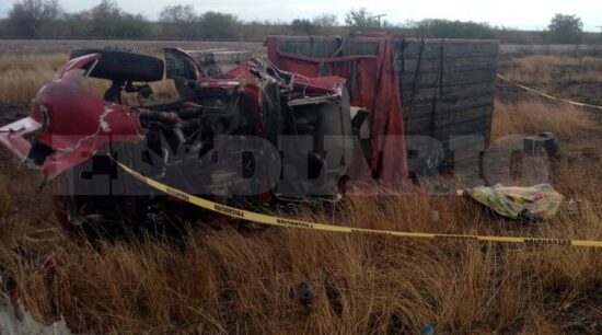 Muere chofer de camión al quedarse dormido