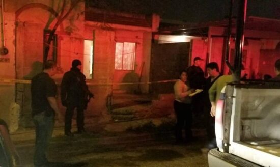 Escapa joven por la puerta falsa