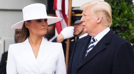 Melania vuelve a ‘batear’ a Trump