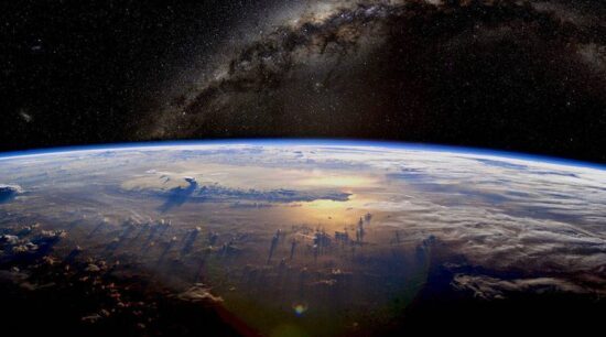 México abre su camino en la conquista espacial
