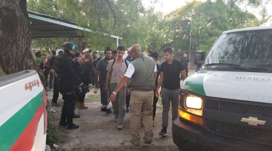 Rescatan a 65 migrantes en Piedras Negras