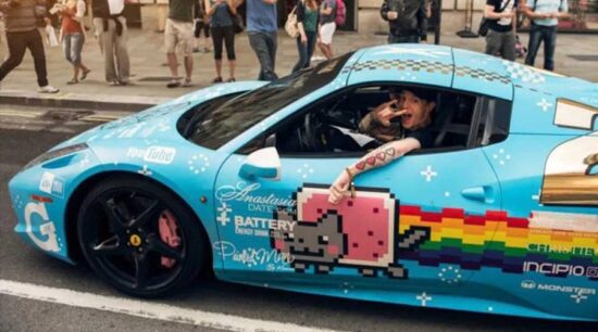Dónde surgió el tren viral del Ferrari