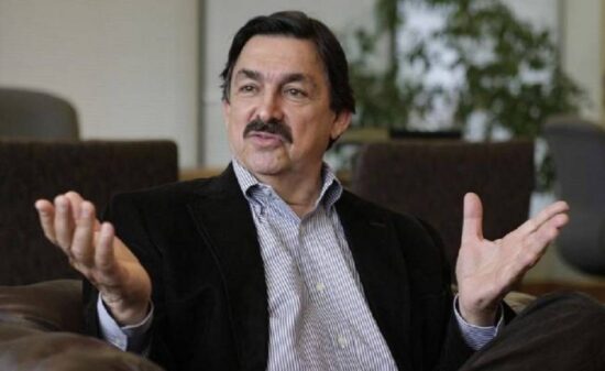 Ordenan a Napoleón devolver los 54 mdd