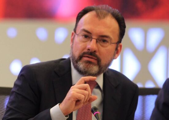 Se reunirá hoy Videgaray con Evo Morales