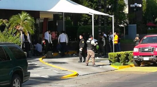 Atentan contra funcionario estatal en Guadalajara