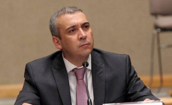 Y anuncian moderadores del tercer debate