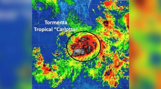 Se forma Carlotta frente Acapulco