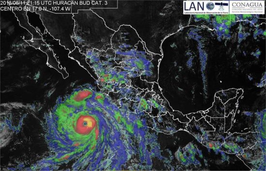 Sigue vigilancia por huracán ‘Bud’