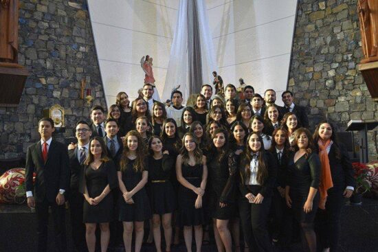 Graduación La Salle Victoria