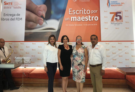 Reconocen a maestras victorenses