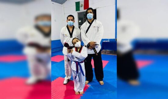 Avanza a cinta marrón Alejandra Valdez Mata