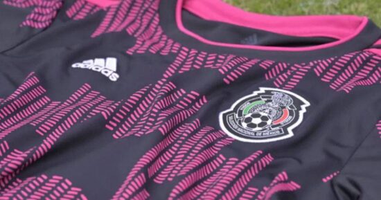 Presenta Selección Mexicana de Futbol nueva playera