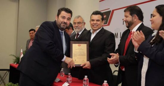 Impulsarán Ayuntamiento y CMIC sector de obras